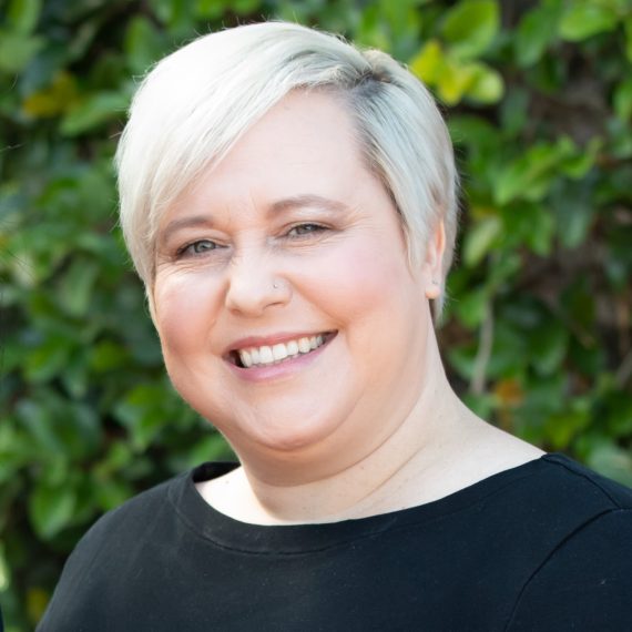 Terri 1 570x570